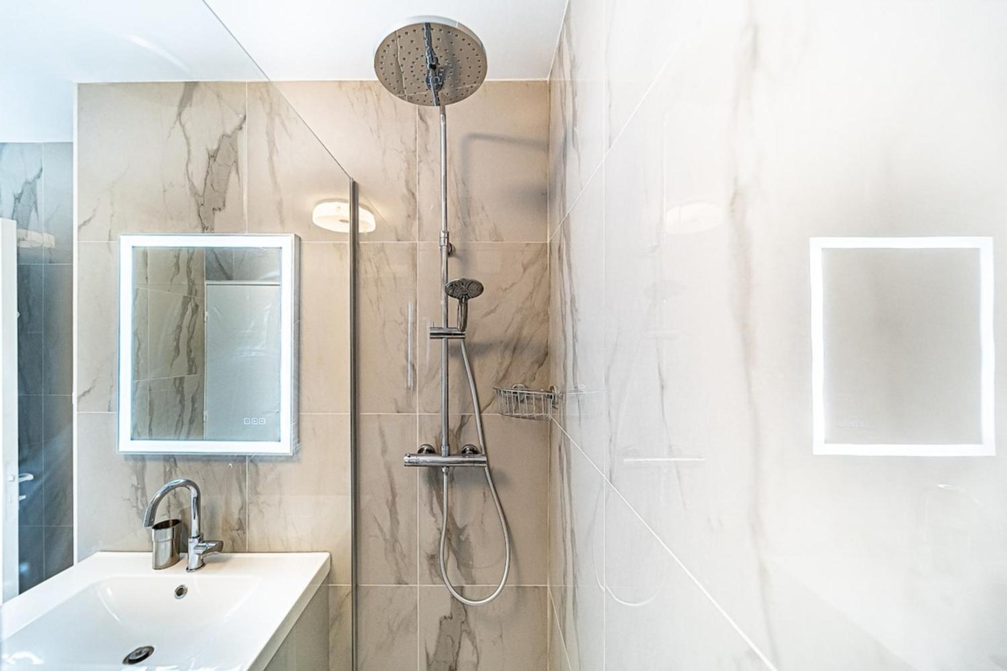 Appartement Cosy Avec Balcony And Garage-Charpennes Βιλερμπάν Εξωτερικό φωτογραφία
